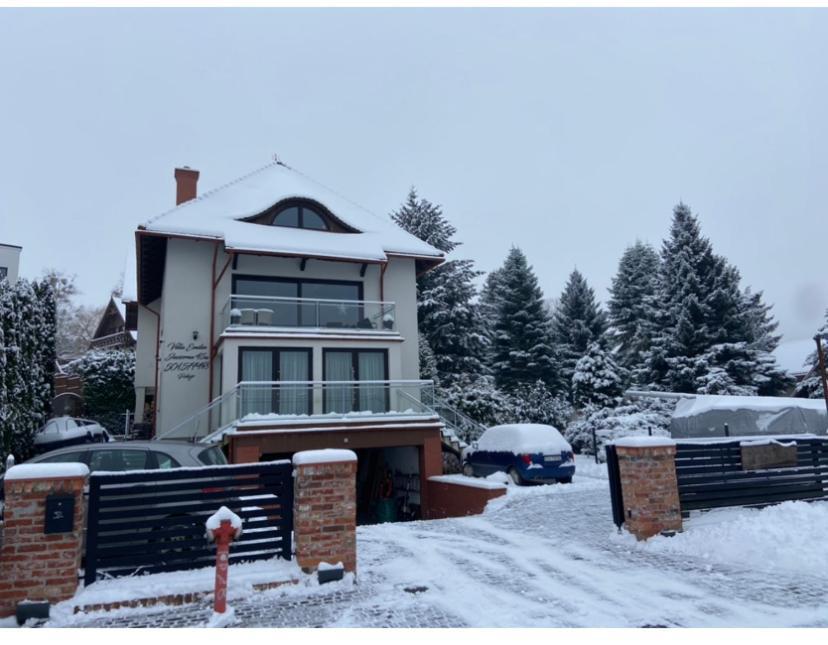 Apartamenty Nad Jeziorem Charzykowskim Villa Emilia Хажикови Екстер'єр фото