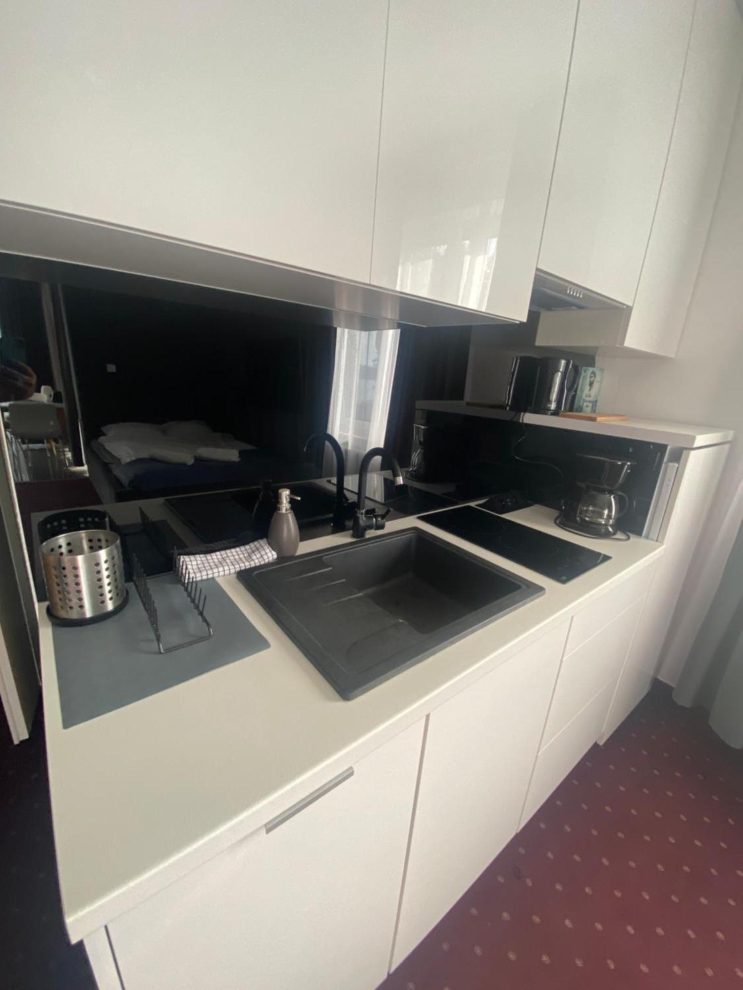 Apartamenty Nad Jeziorem Charzykowskim Villa Emilia Хажикови Екстер'єр фото
